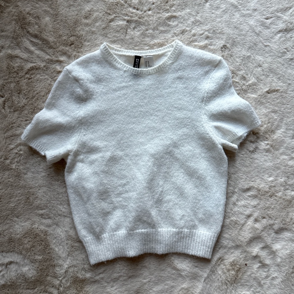 White Short Sleeve Sweater